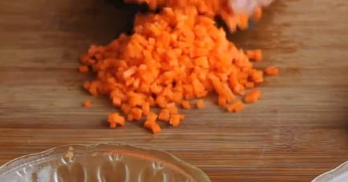 原来把糯米和面粉放在一起，居然能做出这么好吃的面食，有创意！休闲区蓝鸢梦想 - Www.slyday.coM