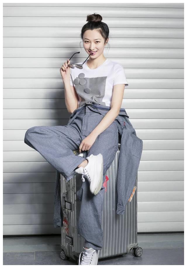 王梓桐影视女演员被誉为素颜美女