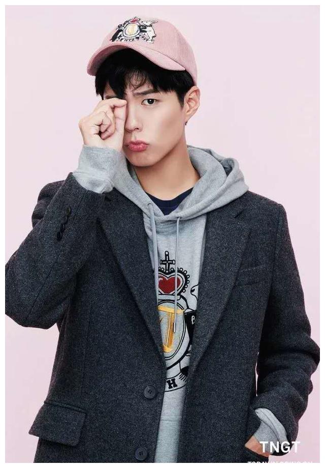 海外粉丝评选的韩国最帅男演员 李钟硕排第三 第一名出乎意料 热备资讯