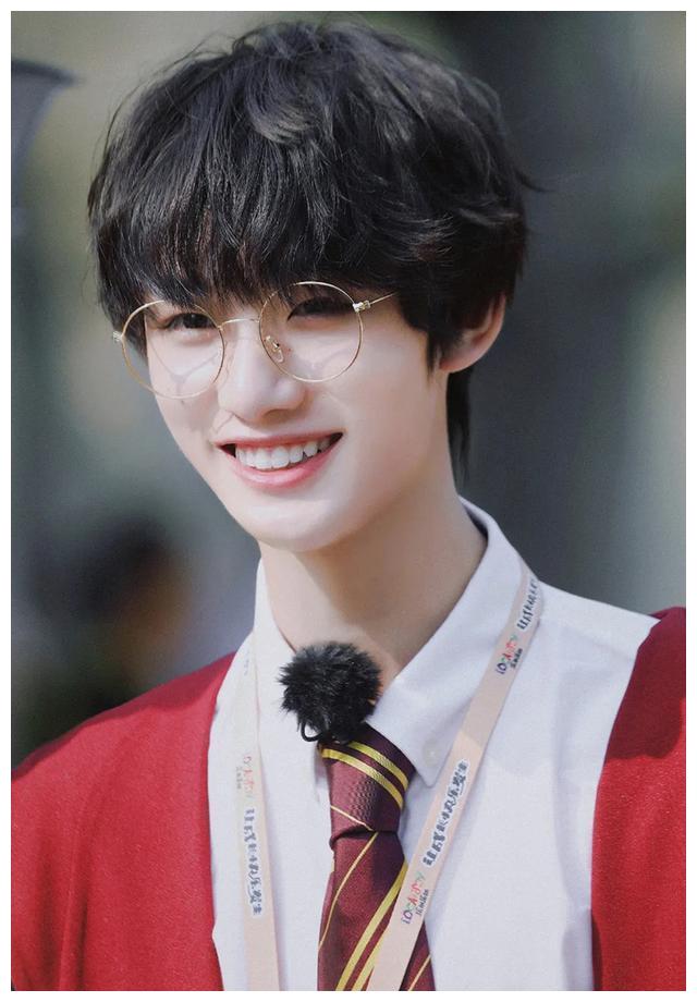 男星cosplay大赏:丁程鑫哈利波特,王一博至尊宝,王源直接满分