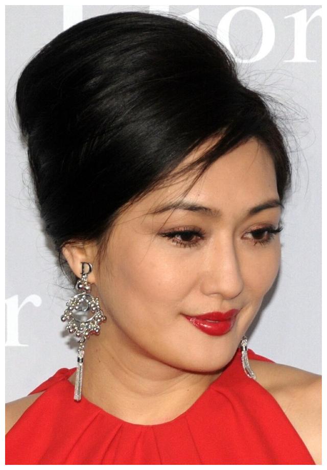 孟广美尽显贵气这次真是太美了