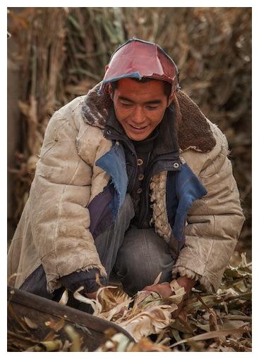 一个勺子是金世佳第一次出演的电影宛如犀利哥的勺子