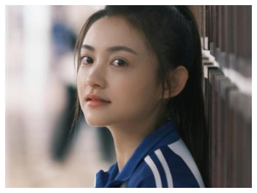 《八角亭谜雾》悬疑剧也看脸,这三位都是美女人设,但却输给配角