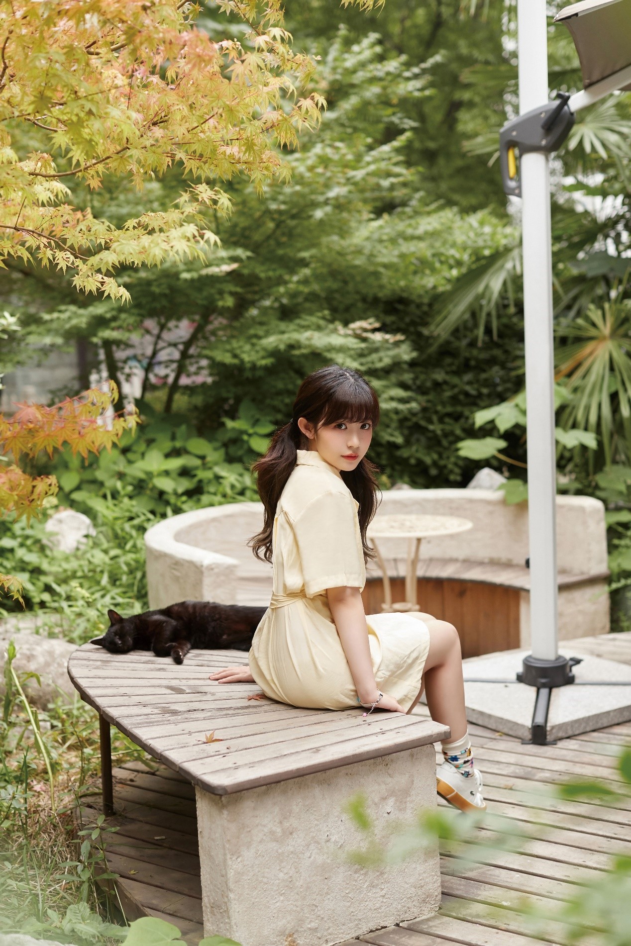 赖美云首专萌动曲上线 《恋与四季》细数四季甜蜜心动