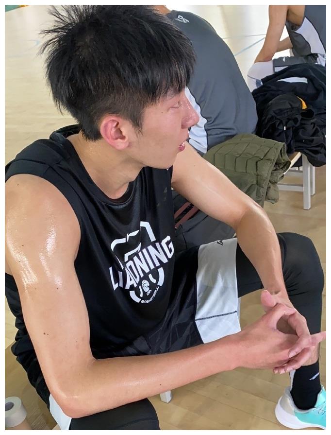 年无作为场下成网红,今夏恐遭郭士强抛弃|辽宁队|孙锴祺|cba_新浪新闻