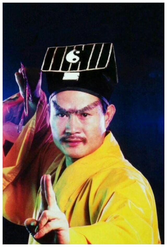 去世多年,林正英却遭到诋毁,粉丝:绝不允许|僵尸先生|林正英|洪金宝