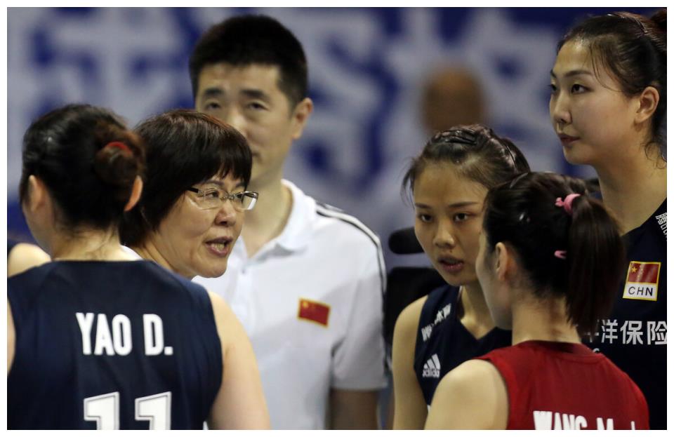 中国女排横扫意大利，郎平揪出最差主力，26岁世界冠军或无缘奥运