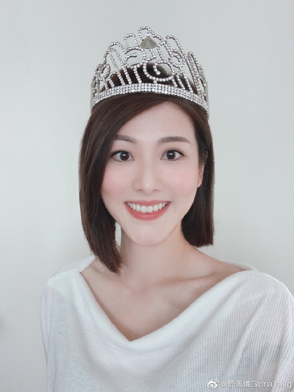 中华小姐邓佩仪迷人写真美照欣赏好漂亮啊_高清图集_新浪网