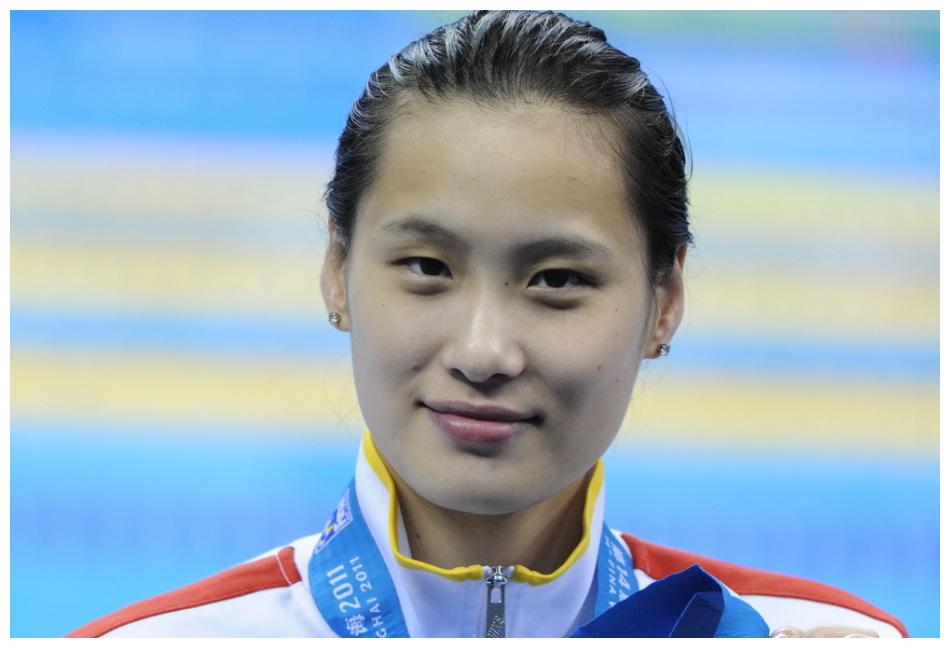 国内泳坛第一性感女神陆滢身材傲人曾因与刘翔同框意外走红