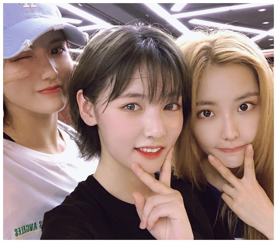 赵粤和王艺瑾刘些宁演情景剧,称号土味十足,确定不是孙芮教的?