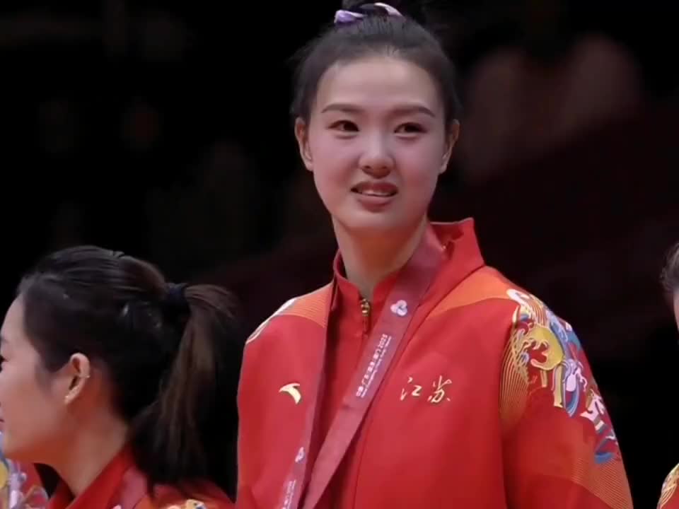 不留遗憾！张常宁助力江苏女排3比0全胜碾压夺冠！