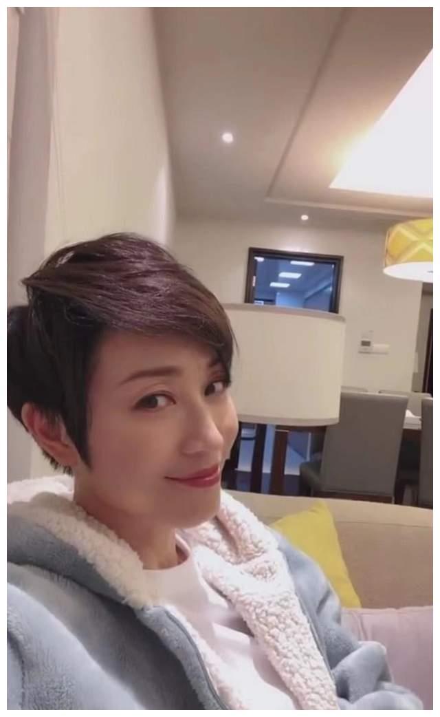 陈法蓉晒近况54岁仍未婚照顾84岁父亲曾深夜流泪回忆恋情