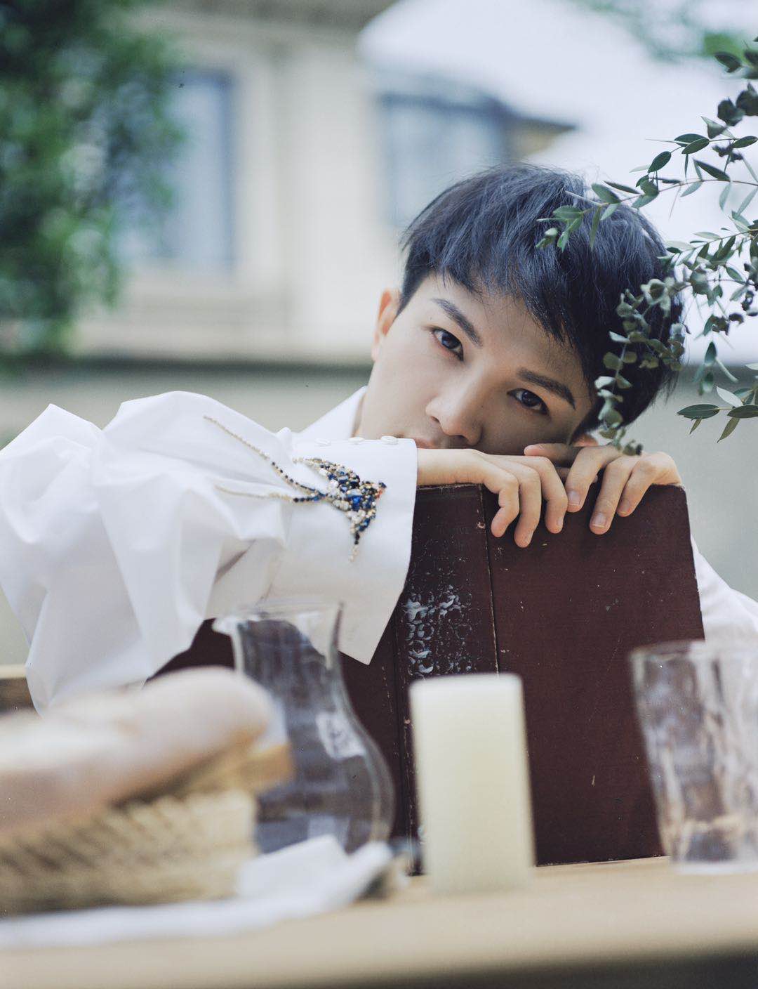 周深全新单曲《暗示》正式上线 演绎人物暗恋的挣扎心态