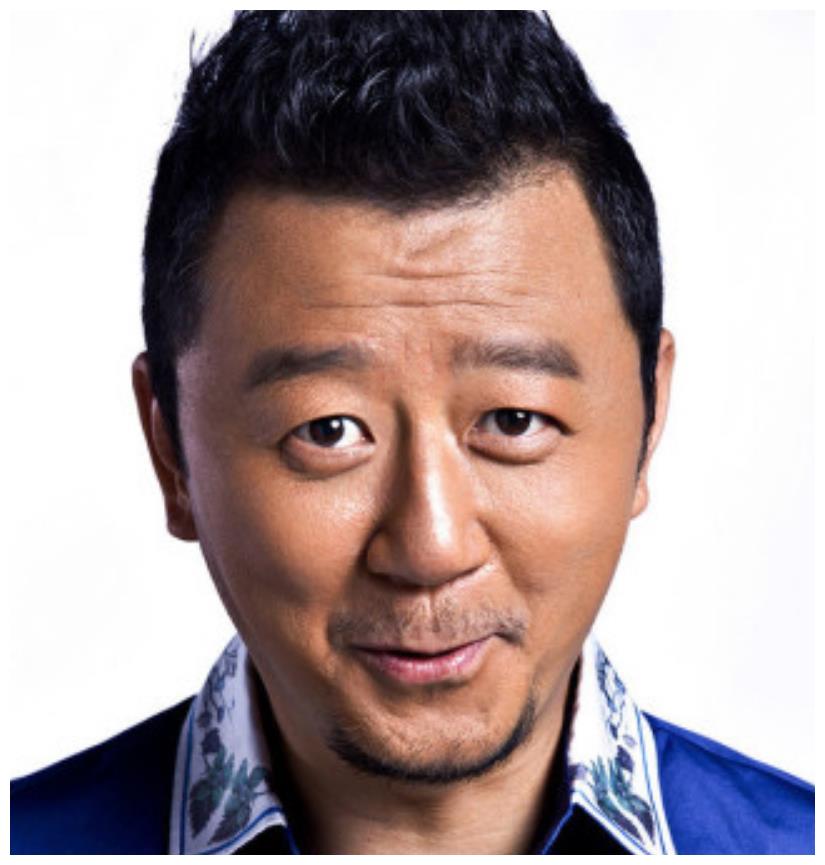 有种"逆袭"叫郭涛儿子,小时候长相平平,如今成"最帅星二代"