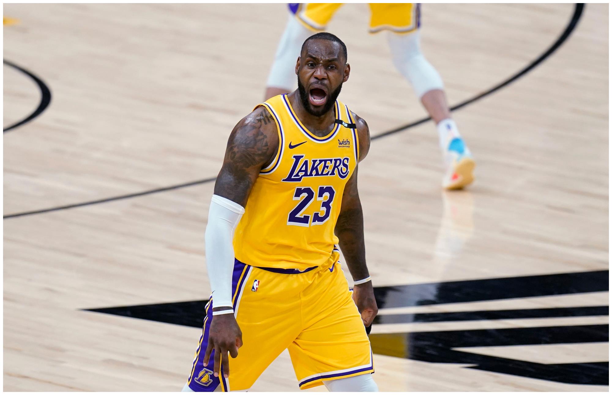 詹姆斯伤病动态 2dae-kquziii0219749.jpg