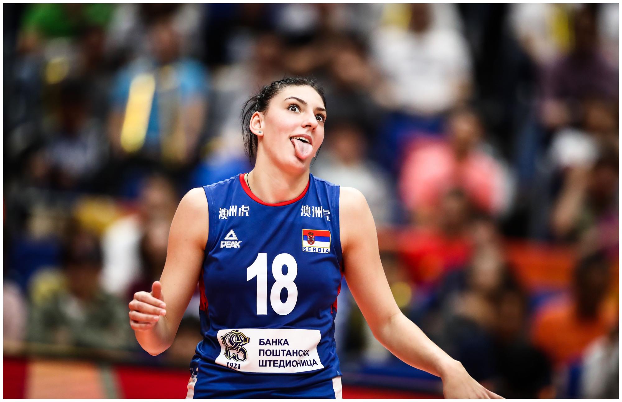 塞尔维亚队和意大利队是三个最强的球队,现在塞尔维亚女排的核心