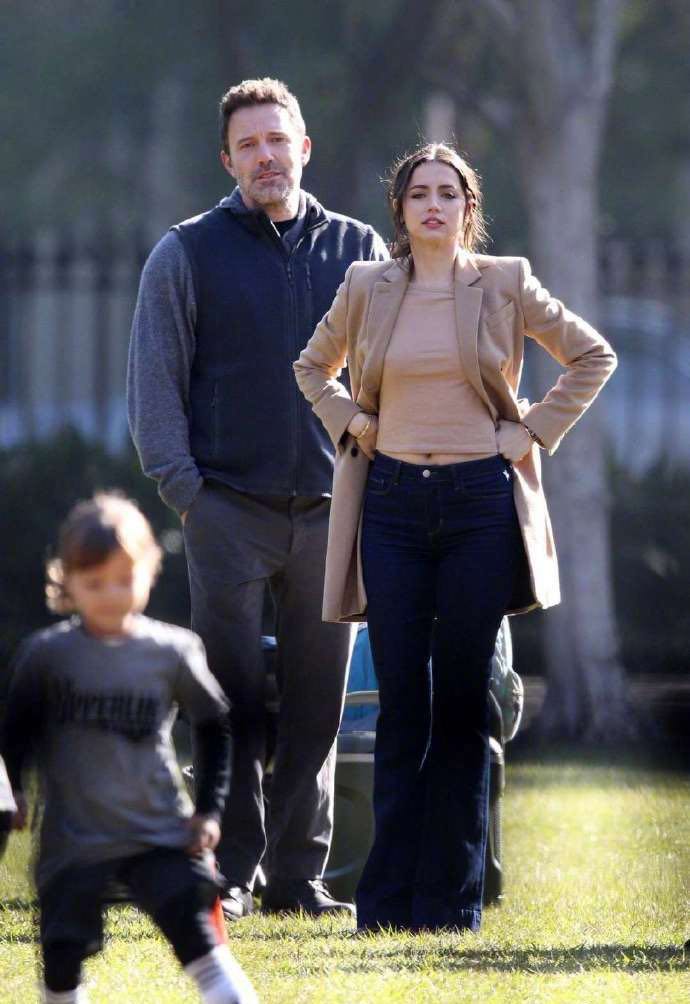 不过已经离婚6年多,对方是西班牙男演员马克·卡罗特