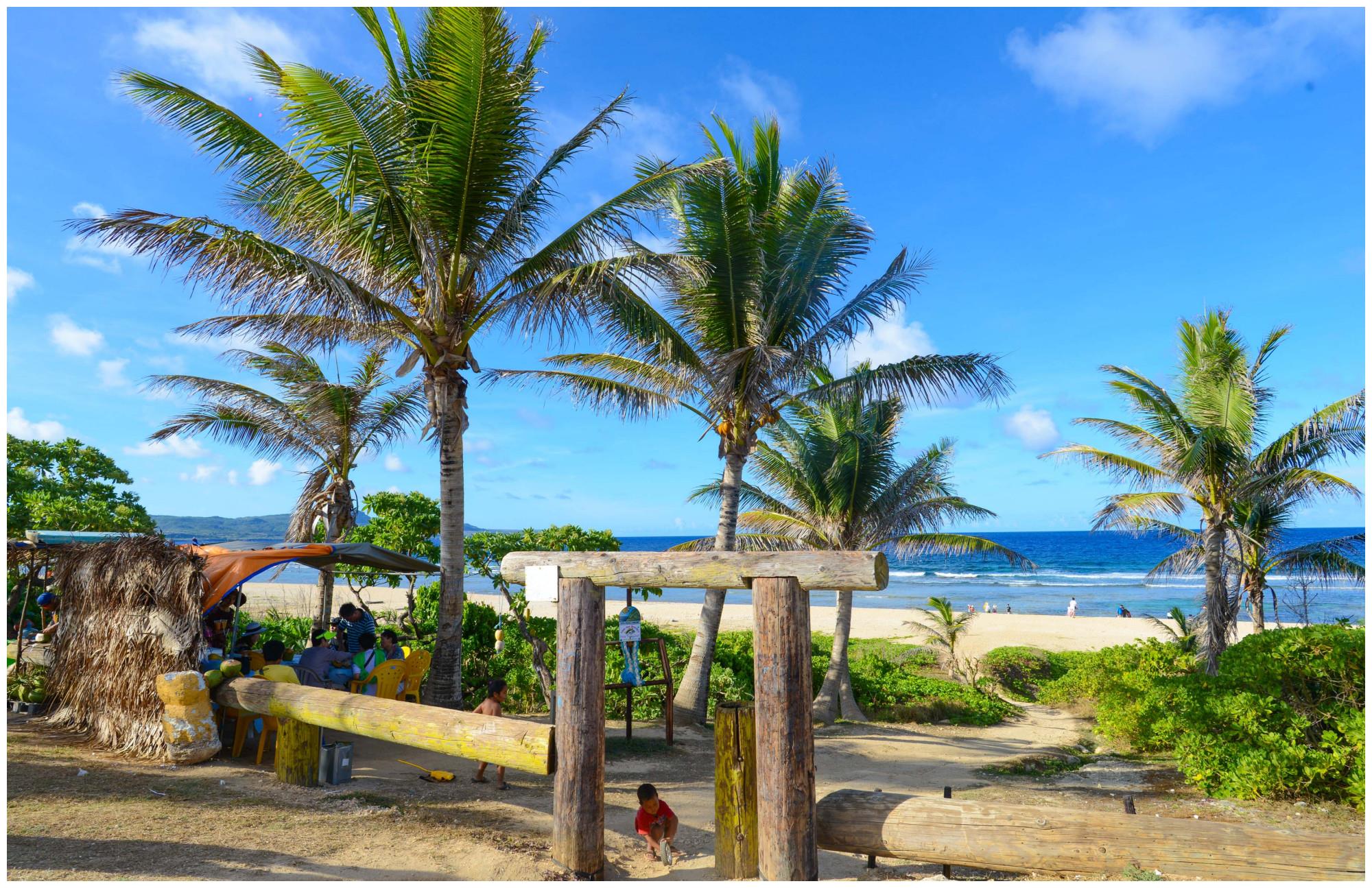 塞班岛最有趣的沙滩沙子像星星游客禁止带走却可以花钱购买