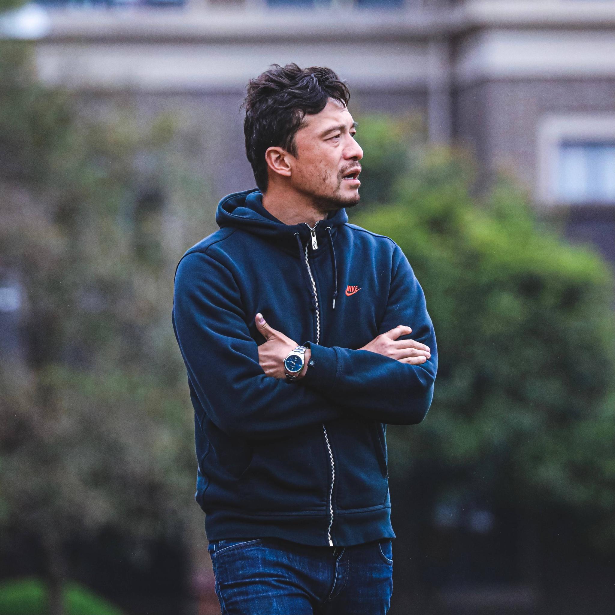 谢晖带领南通支云足球俱乐部积极训练备战2021赛季中甲联赛