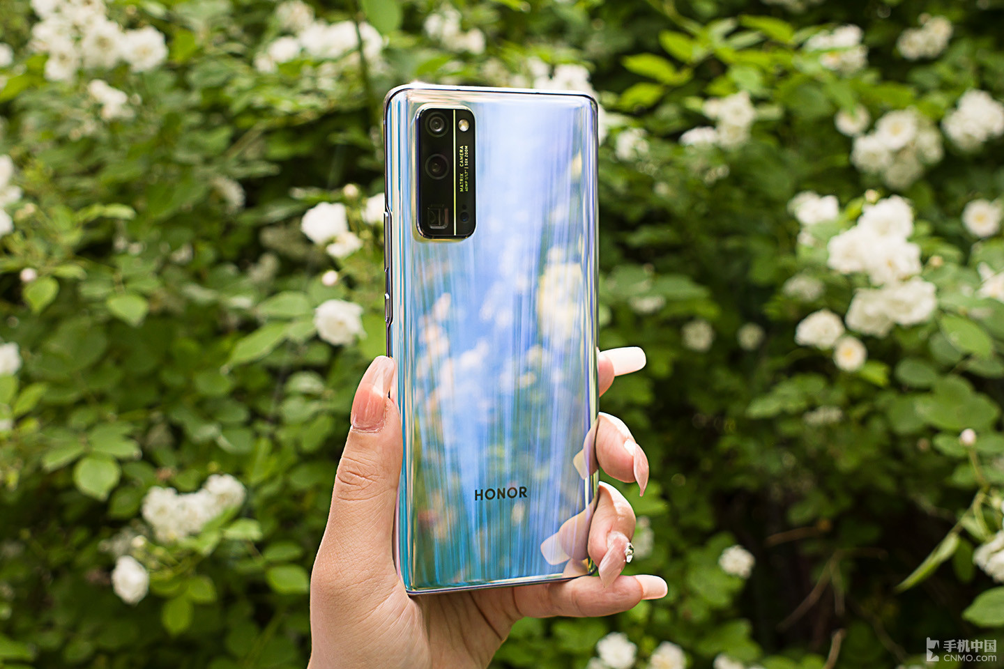 荣耀30 pro流光幻镜图赏:闪耀这个夏天__财经头条