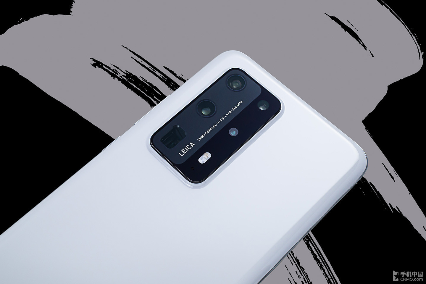 华为p40 pro 图赏:看那精致的一抹陶瓷白|陶瓷|白色|丝滑_新浪新闻