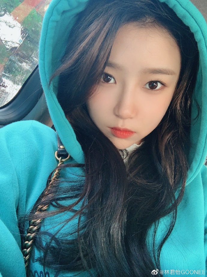 美女歌手林君怡迷人写真美照好看啊_高清图集_新浪网