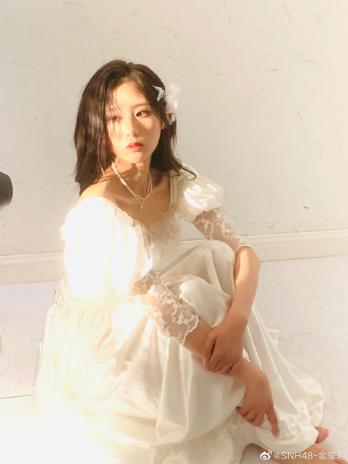 snh48-金莹玥美少女迷人写真美照好看