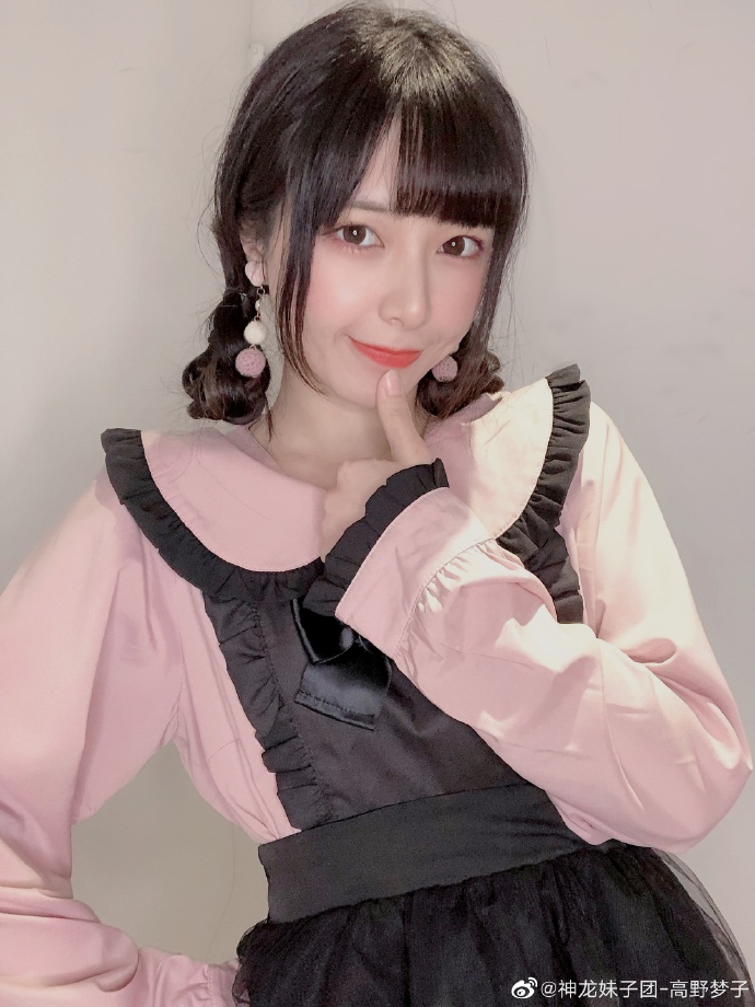 美女歌手神龙妹子团-高野梦子迷人写真美照可爱