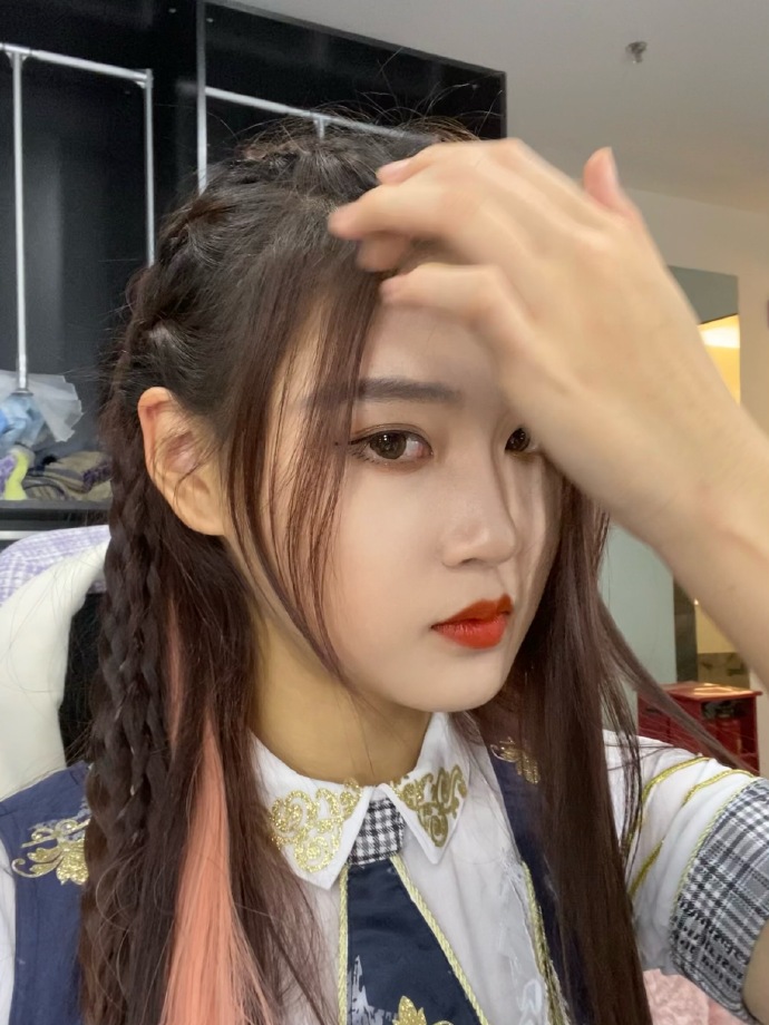美女艺人gnz48-王偲越迷人美照好看啊