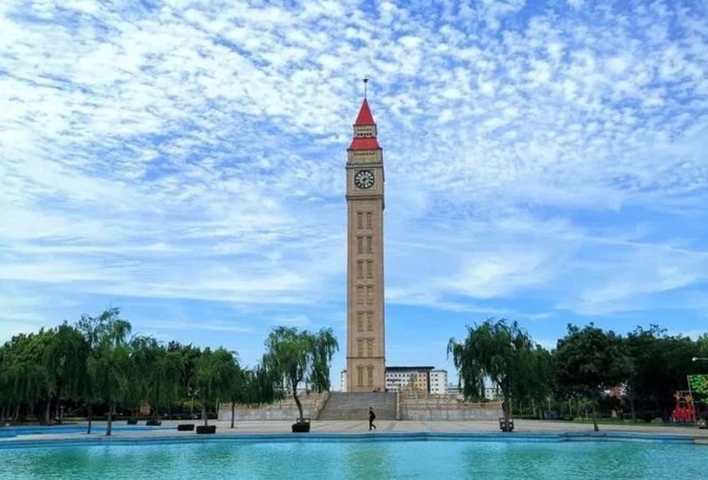 鹤壁现在怎么在大学门口约