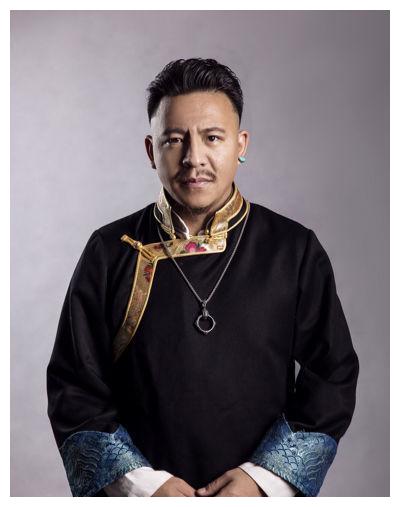 在吗欢乐大林卡邀请你与智王桑珠一同造访圣洁家园