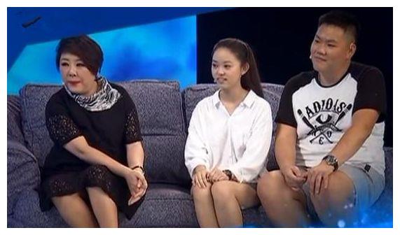 曾是赵本山御用女歌手,被渣男骗财骗色,今儿子不知道生父是谁|衡越|赵