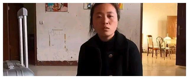 网红离婚后再婆家拍视频赚流量，网友替她不值得，婚姻带来了什么休闲区蓝鸢梦想 - Www.slyday.coM