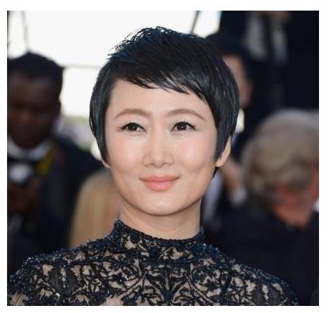 曾是双料影后为保年轻不吃晚饭不生孩子今42岁却被嘲老10岁