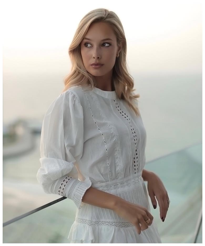 环球美女匈牙利高挑美女时尚的模特维多利亚瓦尔加