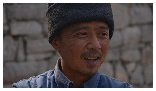 他是孔笙导演御用配角没想到当年在大宅门里也是小鲜肉一枚