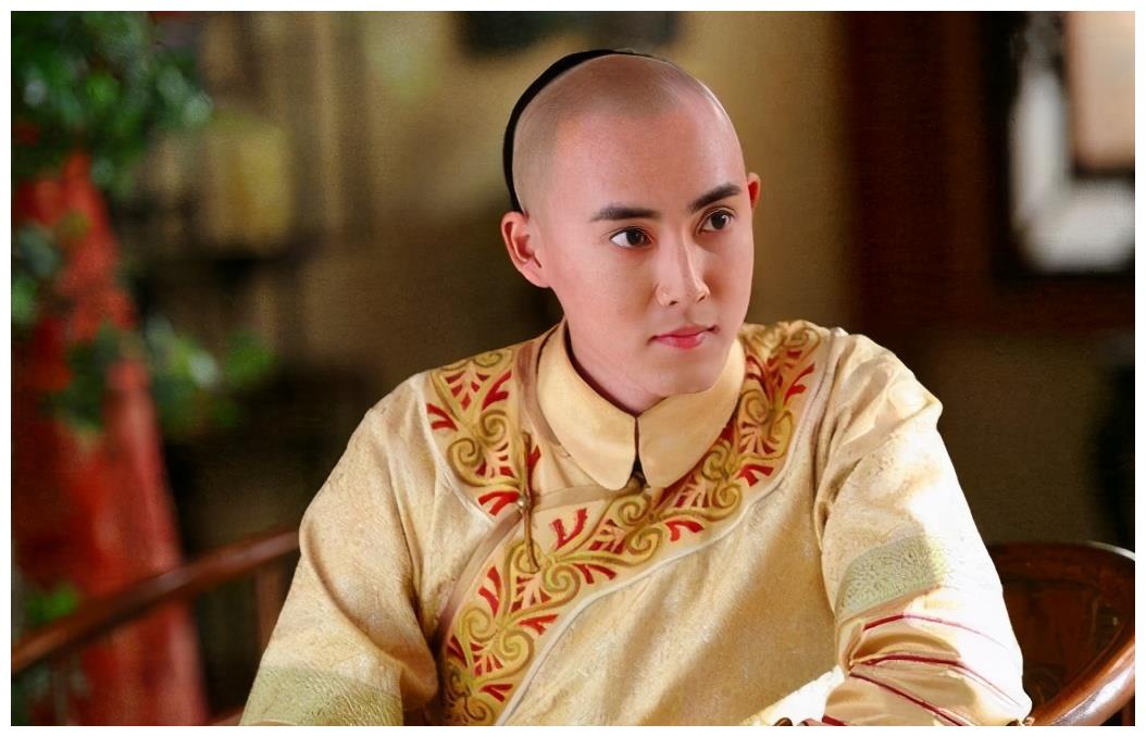 《新还珠格格》中的五阿哥,从当红小生到卖烧烤,他经历了什么|新还珠