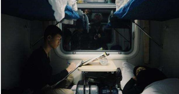 为什么火车卧铺都是“男女混住”，没有安全隐患吗？看完你就懂了休闲区蓝鸢梦想 - Www.slyday.coM