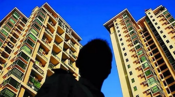 房价开始下跌,四个根本因素决定,楼市再无上涨可能!