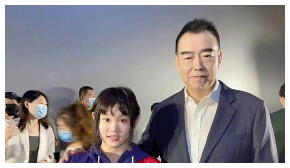 张家齐被接见后小嘴叭叭的能说，说得太正经了，自己都差点笑场休闲区蓝鸢梦想 - Www.slyday.coM