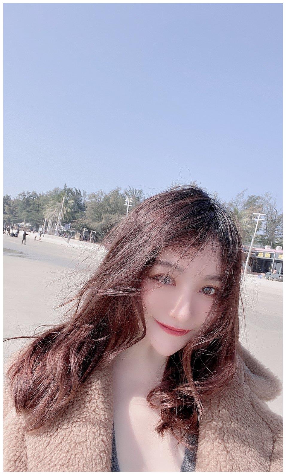 沈腾45岁的姐姐沈娜照片曝光颜值惊艳丝毫不输一线女星