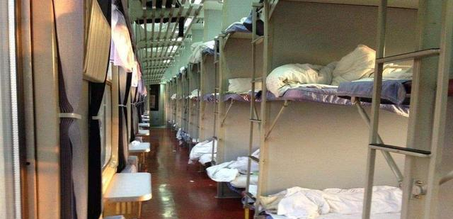 为什么火车卧铺都是“男女混住”，没有安全隐患吗？看完你就懂了休闲区蓝鸢梦想 - Www.slyday.coM