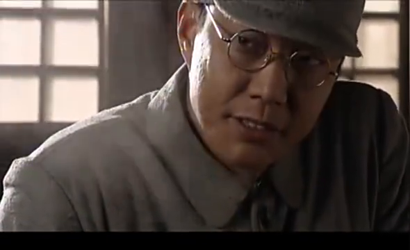 雪豹:张仁杰拿出证据,周卫国一时无法接受,心血涌出晕倒在地