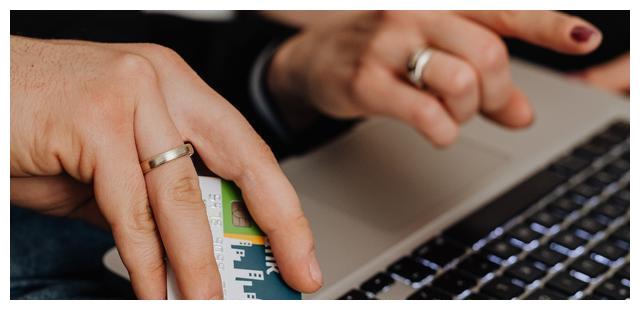 你后悔嫁给现在的老公吗？看完大家的回答我笑了，和理发一个道理休闲区蓝鸢梦想 - Www.slyday.coM