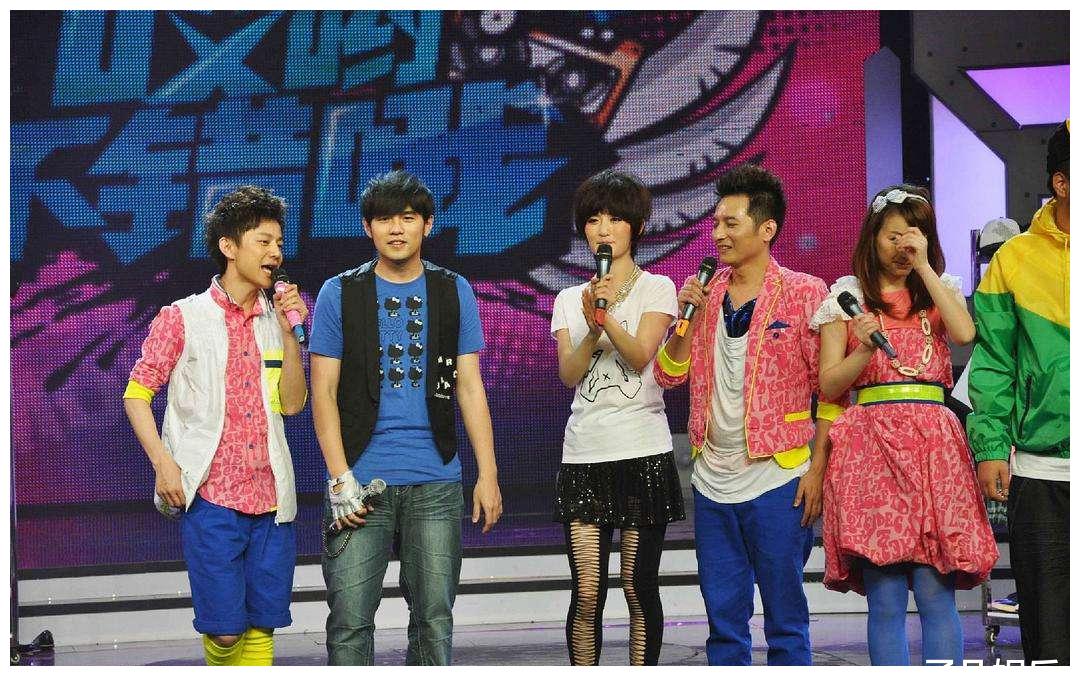 《快乐大本营》回归录制,现场照曝光,引来网友欢呼休闲区蓝鸢梦想 - Www.slyday.coM 《快乐大本营》回归录制,现场照曝光,引来网友欢呼休闲区蓝鸢梦想 - Www.slyday.coM