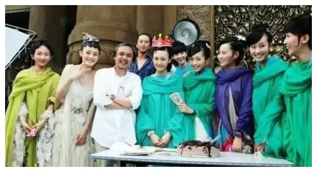 香港著名导演陈嘉上在脸书宣布结了婚，前年入纸去年添女休闲区蓝鸢梦想 - Www.slyday.coM