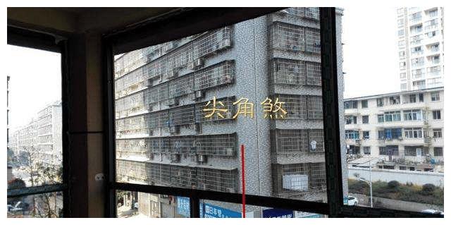 煞),有建筑物的尖角正对过来,那就是犯了"尖角煞"或"直角煞"(飞刀煞)