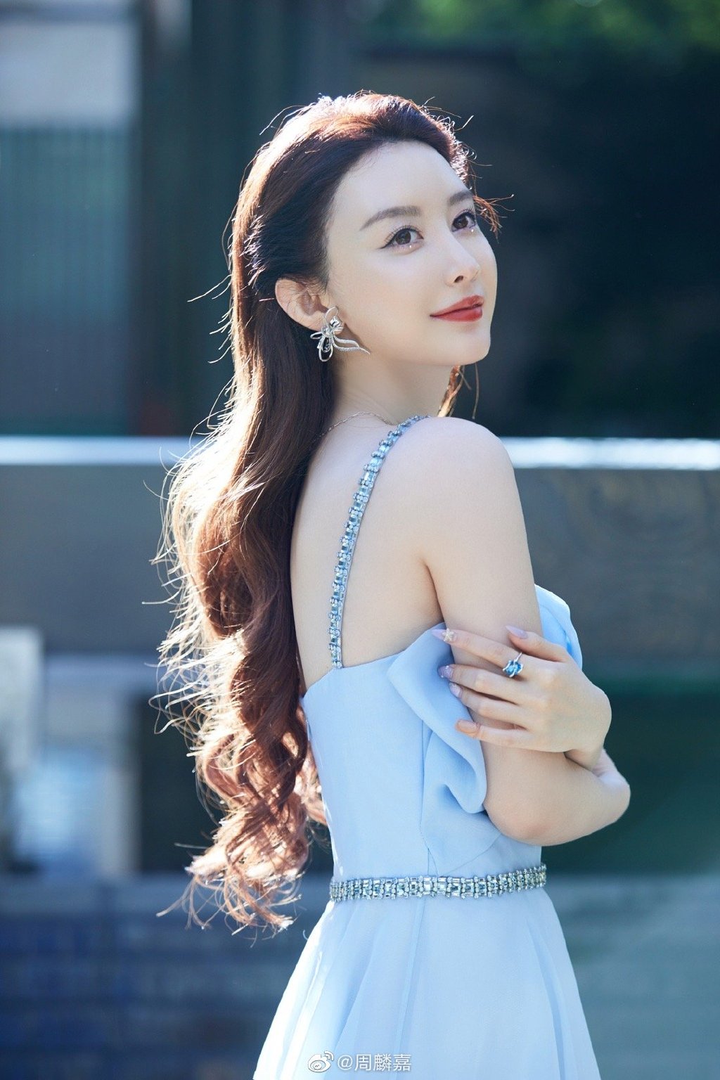 美女演员周麟嘉迷人写真美照欣赏好漂亮啊