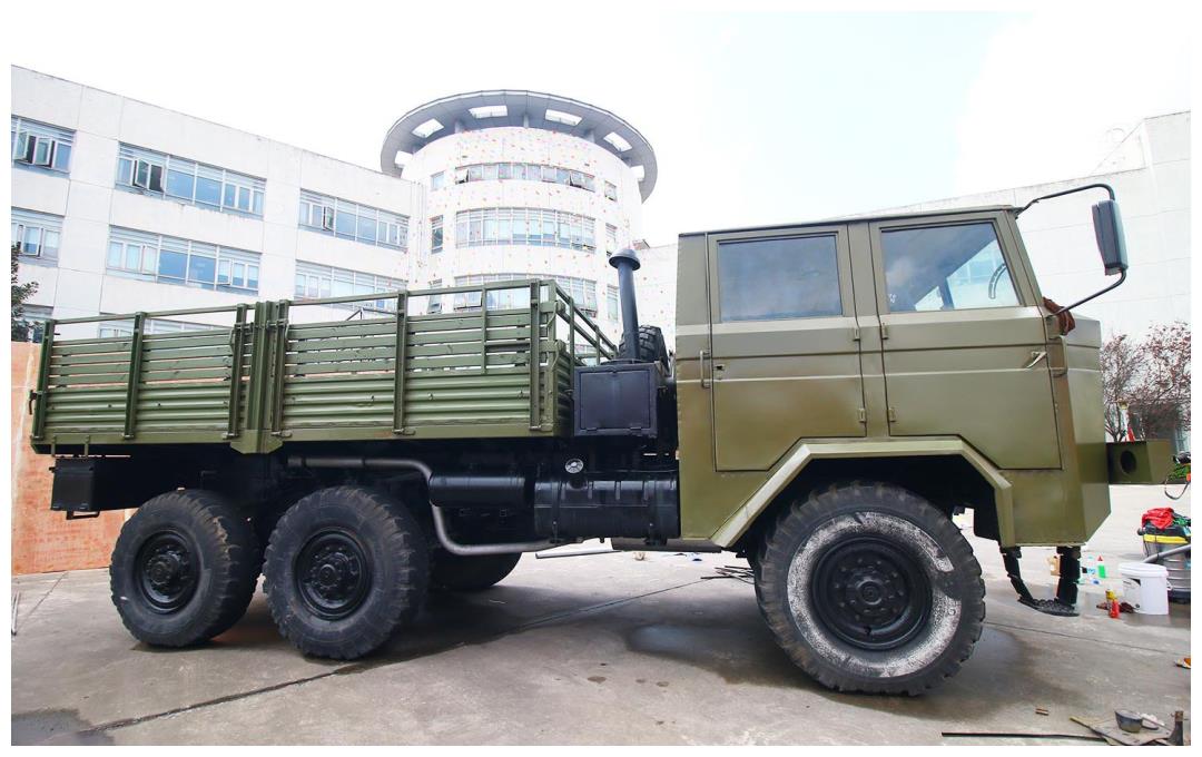 但以它当年的知名程度来说,它的出现一定程度上推动了中国重型卡车的