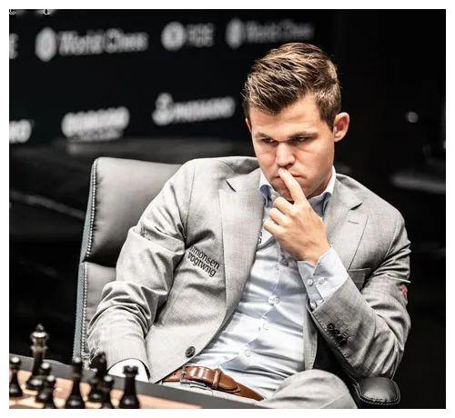 棋王卡尔森神之第一招12岁的杰作